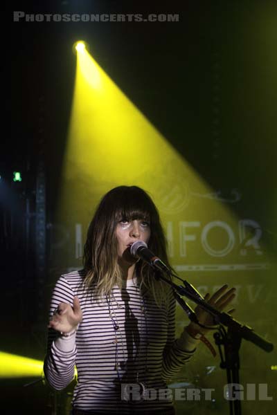 MELODY'S ECHO CHAMBER - 2012-10-31 - PARIS - Trabendo - Melody Prochet